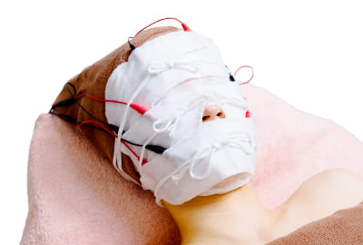 電子美顔｜ジュリア・オージェ